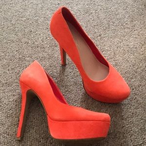 Jessica Simpson coral suede platform pumps 8